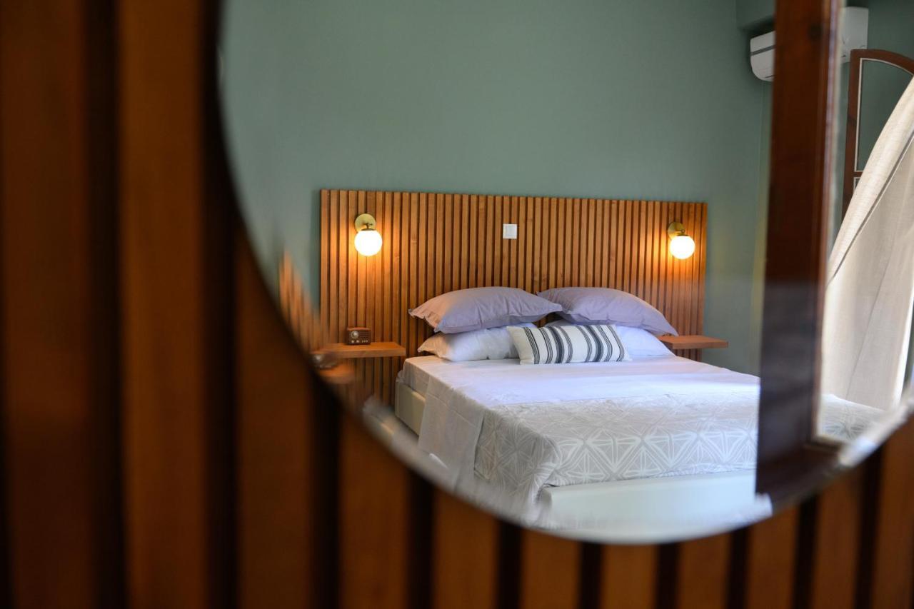 Lord Ape Suites Club Benitses  Ngoại thất bức ảnh