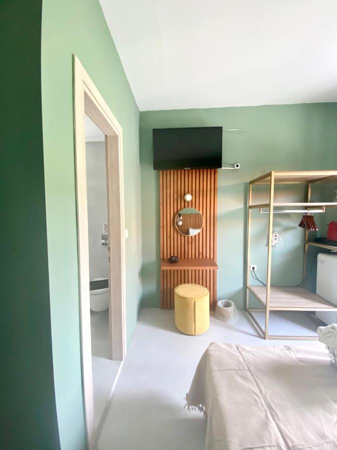 Lord Ape Suites Club Benitses  Ngoại thất bức ảnh