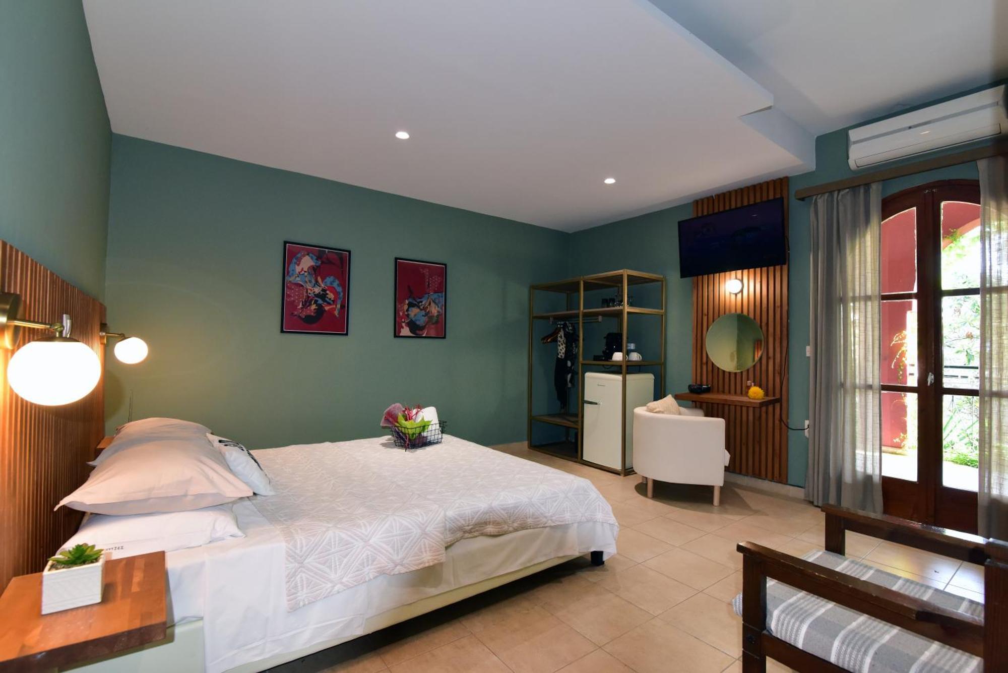Lord Ape Suites Club Benitses  Ngoại thất bức ảnh
