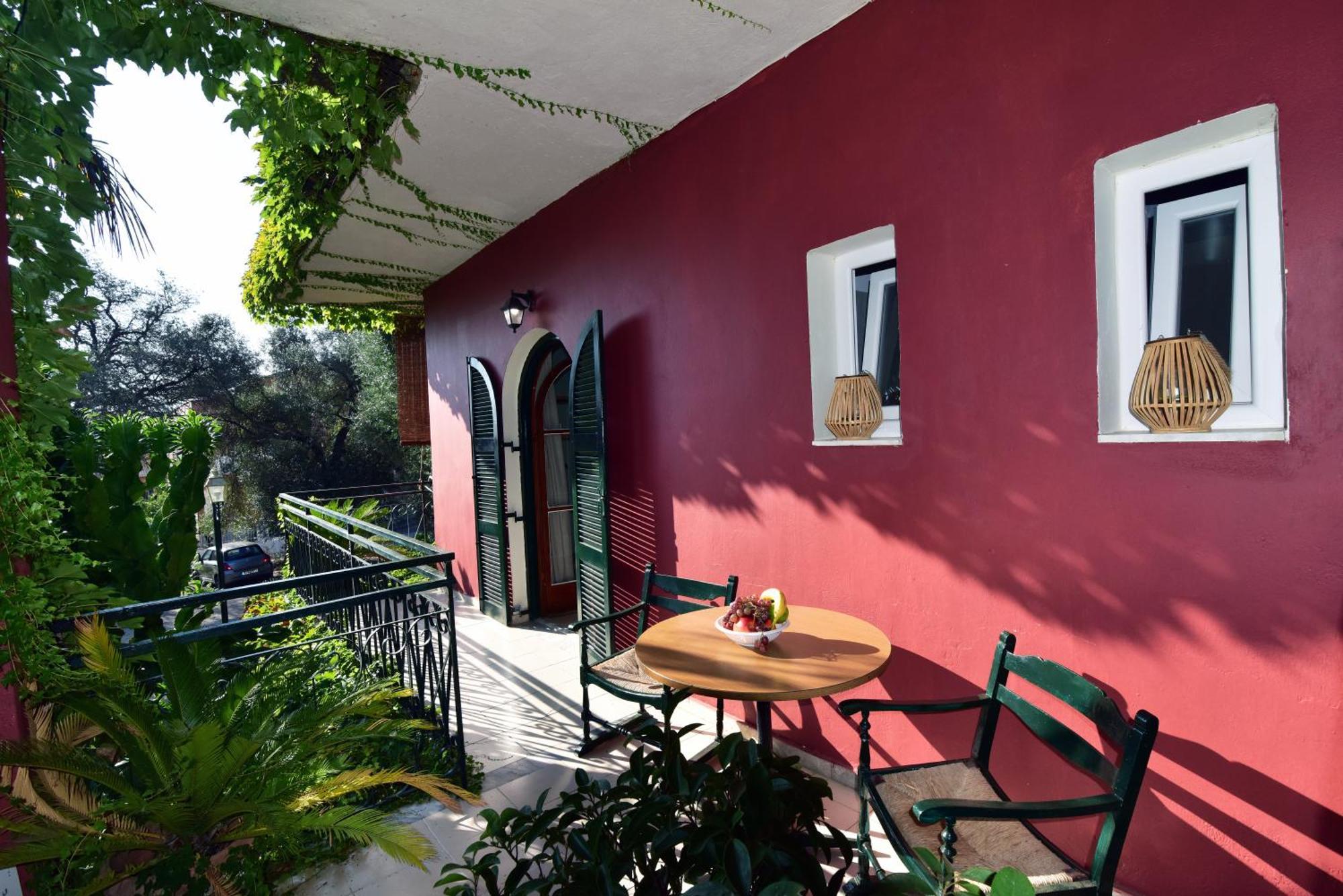Lord Ape Suites Club Benitses  Ngoại thất bức ảnh
